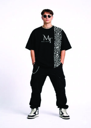 Home mt signature tee – where simplicity meets power